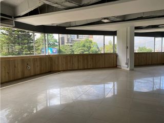 Foto 3 de Oficina en venta y arriendo en el sector de Manila