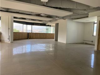 Foto 1 de Oficina en venta y arriendo en el sector de Manila