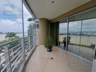 Foto 16 de VENTA DEPARTAMENTO CON ACABADOS DE LUJO CON VISTA AL RIO