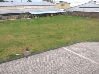 VENDO TERRENO INDUSTRIAL AMAGUANA 5000M2, CON EDIFICIO CORPORATIVO.