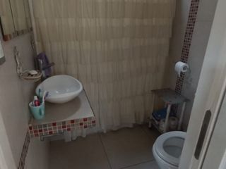 Foto 10 de Casa Fondo en venta en Villa Luzuriaga