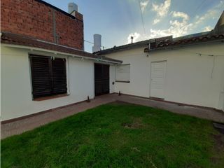 Foto 18 de VENDO CHALET 4 AMB 2 BÑOS GGE PAS. PARQUE