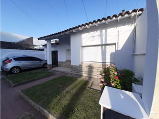 Foto 23 de VENDO CHALET 4 AMB 2 BÑOS GGE PAS. PARQUE