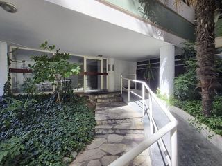 Departamento 2 ambientes con patio en alquiler en Caballito