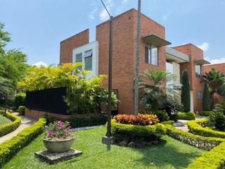 casa en condominio con piscina PANCE