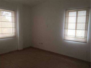 Foto 7 de Casa en alquiler en urbanización sur de Manta