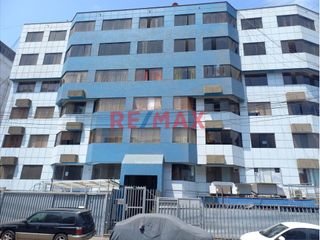 Foto 1 de Alquilo amplio y acogedor departamento de 2 dormitorios, 78 m2 ubicado en QUINTO PISO Nº501 en la mejor zona de Surquillo, Calle Pérez Aranibar en Urb