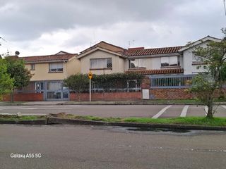 Foto 1 de casa en arriendo en alhambra. Cod A6757901