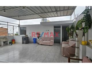 Foto 7 de Venta De Departamento Duplex Urb. Mochica Con Potencial De Negocio
