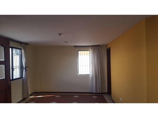 Armenia Departamento 3 Habitaciones Planta Baja $380