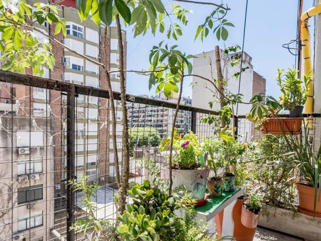 VENTA/PERMUTA - Departamento 2 dormitorios más comodín y Balcón - Macroentro, Rosario.