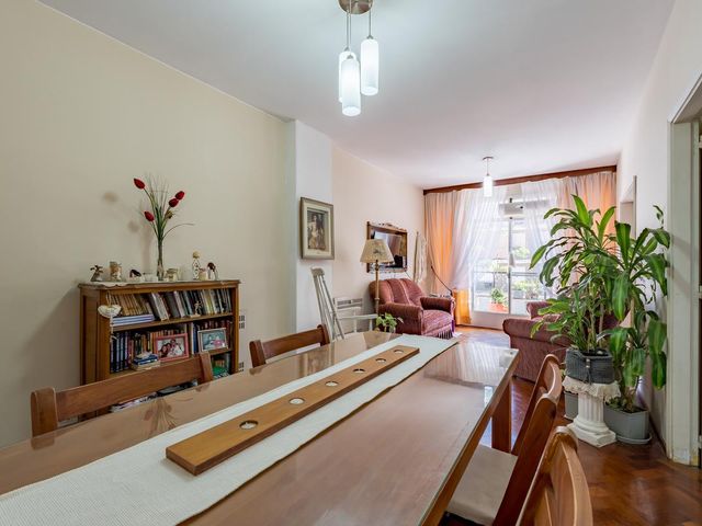 VENTA/PERMUTA - Departamento 2 dormitorios más comodín y Balcón - Macroentro, Rosario.