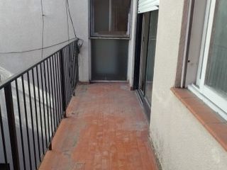 CENTRO CASTELAR SUR ALQUILO REGIO DEPARTAMENTO DE 4 AMBIENTE CON COCHERA IMPERDIBLE