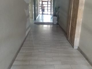 CENTRO CASTELAR SUR ALQUILO REGIO DEPARTAMENTO DE 4 AMBIENTE CON COCHERA IMPERDIBLE