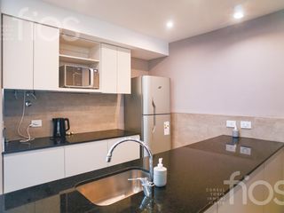 venta departamento de 3 dormitorios con balcón, cochera y amenities en Moreno al 800  zona Centro
