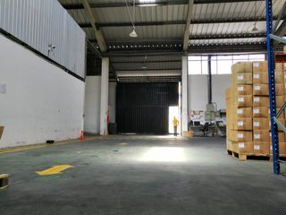 Foto 4 de VENTA GALPON INDUSTRIAL NORTE DE QUITO 4461M2