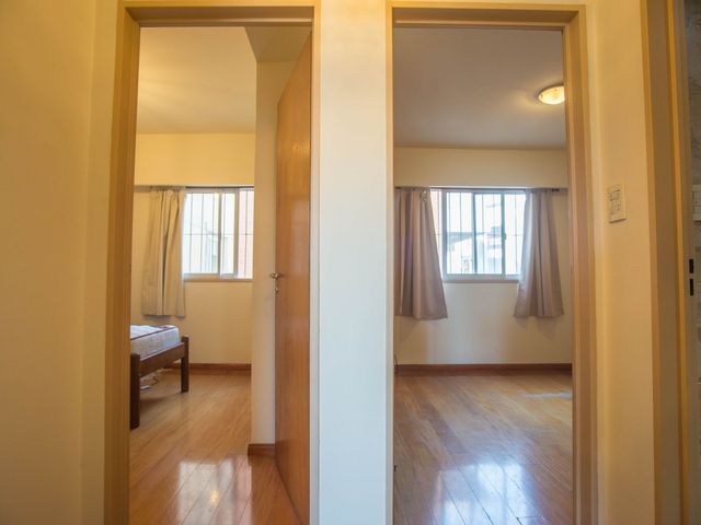 DEPARTAMENTO VENTA CASTELAR 3 AMBIENTES PERMUTA