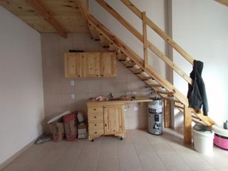 Foto 4 de EXCELENTE PH PLANTA ALTA A ESTRENAR CON ENTREPISO, HABITACIÓN, COCINA COMEDOR Y BAÑO COMPLETO CON DUCHA.