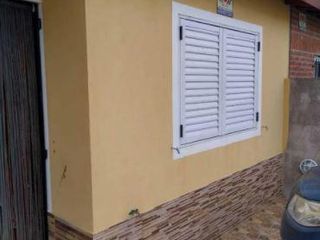 Casa en venta - 3 Dormitorios 2 Baños - Cochera - Mar Del Tuyú
