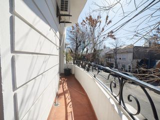VENTA - 3 AMBIENTES - RECICLADO - BALCON - LUMINOSO - BARRACAS