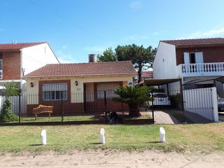 Casa en venta - Mar Del Tuyu / Costa Atlantica