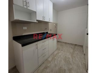Foto 4 de 🔥Gran  Oportunidad😮 Departamento En Venta 📮 Mz B Lt 07 Dpto 301  Urb. Los Sauces  📐 93.47 M2  A Solo  $ 70.000