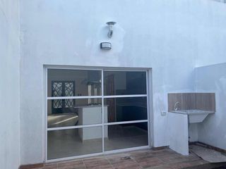 Departamento en venta - 2 Dormitorios 2 Baños - Cochera - 120Mts2 - Isidro Casanova, La Matanza
