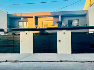 Departamento en venta - 2 Dormitorios 2 Baños - Cochera - 120Mts2 - Isidro Casanova, La Matanza
