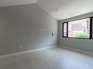 Foto 8 de casa en venta en niza norte. Cod V6635