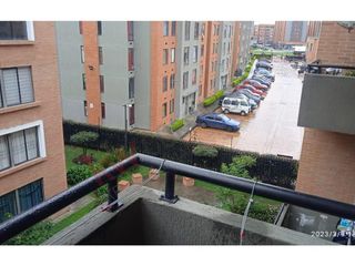 Se vende apartamento en ciudad verde con balcon