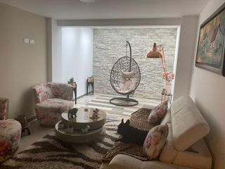 Foto 1 de casa en venta en algarra. Cod V4968