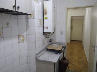 Departamento 2 ambientes en Av. Belgrano y Jujuy