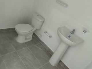 Foto 4 de local en arriendo/venta en santa mónica residencial. Cod A15299