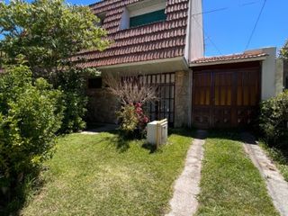 Foto 2 de Dúplex en Venta en Caisamar