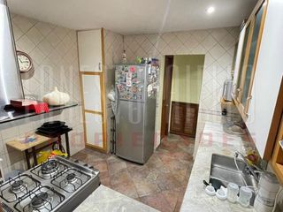 Foto 12 de Casa en venta en Quilmes Centro