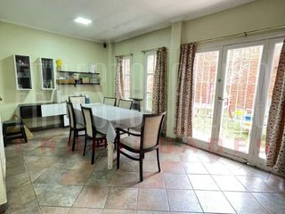 Foto 8 de Casa en venta en Quilmes Centro