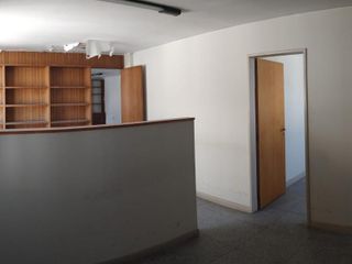 Oficina en venta - 170 mts 2 totales - La Plata
