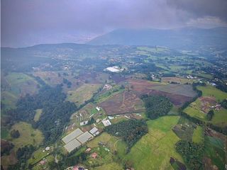 Foto 3 de Casa Lote Variante Aeropuerto Envigado
