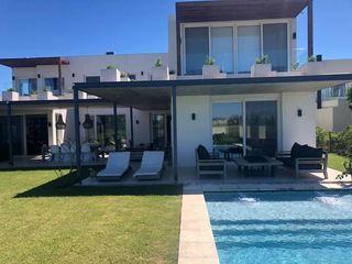 Foto 5 de Casa en El Golf, Nordelta
