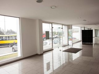 Foto 1 de Venta Local Comercial en terreno de 3.286 m2 con dos frentes SECTOR NORTE