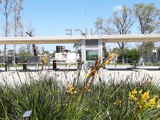 Venta departamento 2 ambientes con vista a la naturaleza - full amenities - Cochera - Venice Tigre