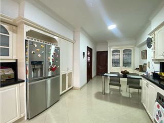 Se vende linda casa condominio en Ciudad Jardín