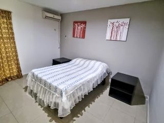 Suite Amoblada en Alquiler en Urdesa Central, 1 Hab, 1Baño, Planta Baja, Piscina.