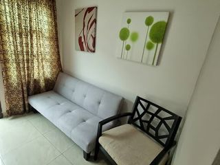 Suite Amoblada en Alquiler en Urdesa Central, 1 Hab, 1Baño, Planta Baja, Piscina.