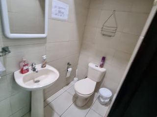 Suite Amoblada en Alquiler en Urdesa Central, 1 Hab, 1Baño, Planta Baja, Piscina.