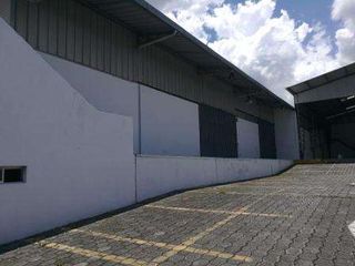 Foto 3 de ARRIENDO BODEGA SUR DE QUITO 960M2