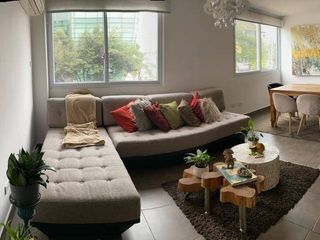Foto 1 de VENTA DEPARTAMENTO URDESA (AV. Victor Emilio Estrada)