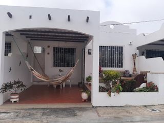 Casa Amoblada en Alquiler en La Playa, para Navidad y Fin de Año.  3 Habitaciones, 2 Baños, Piscina, Seguridad