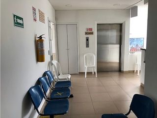 Casa uso salud ALQUILER, prados del norte Cali