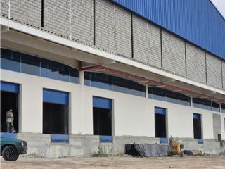 Foto 7 de Vía Daule se alquila bodegas 11000 m2 ideal para farmaceuticas